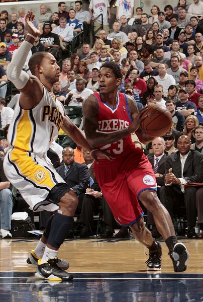 氛更为热烈 氛更为热烈