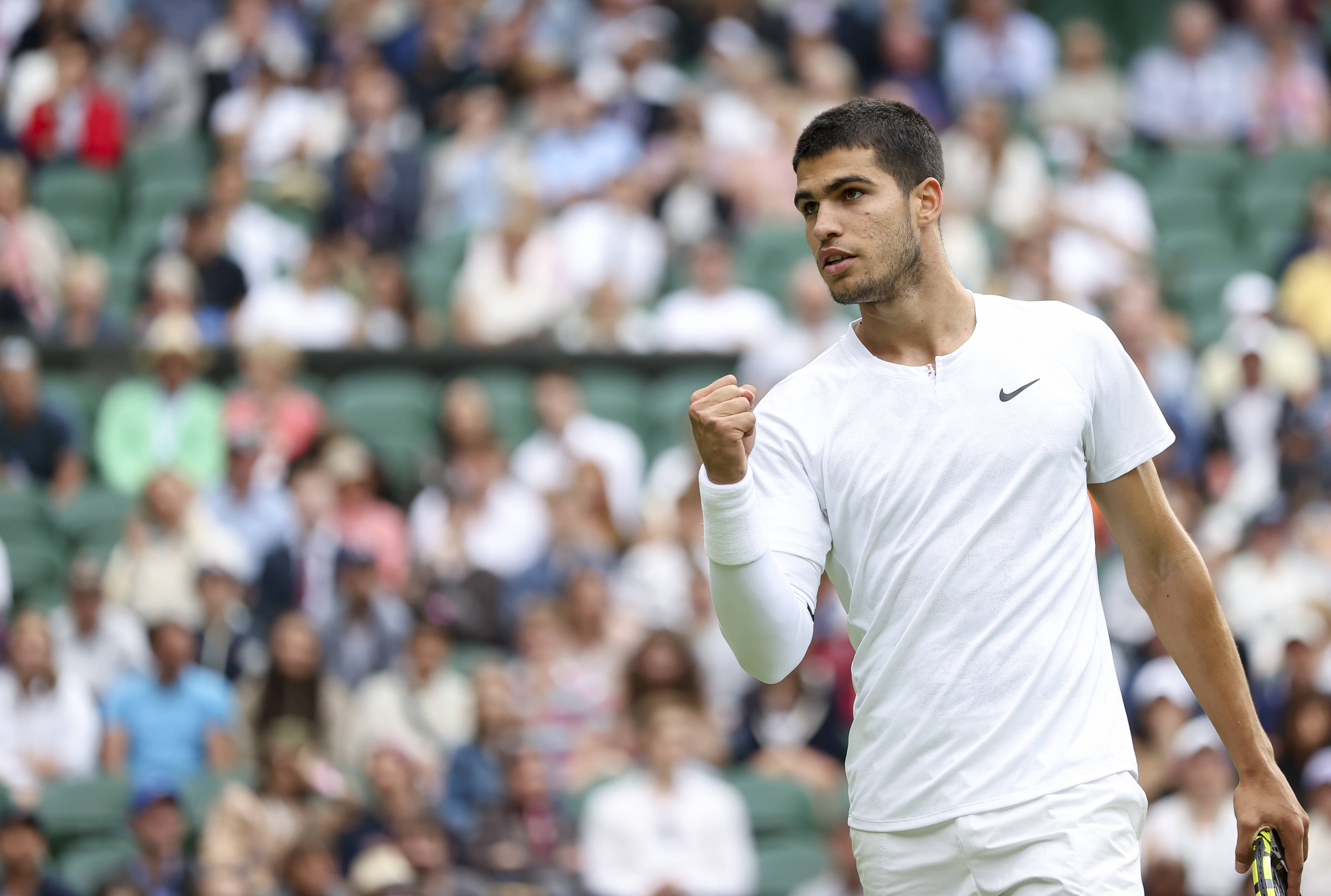 三人组以快 三人组以快