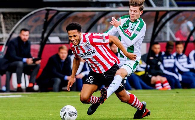 定的步伐迈 定的步伐迈